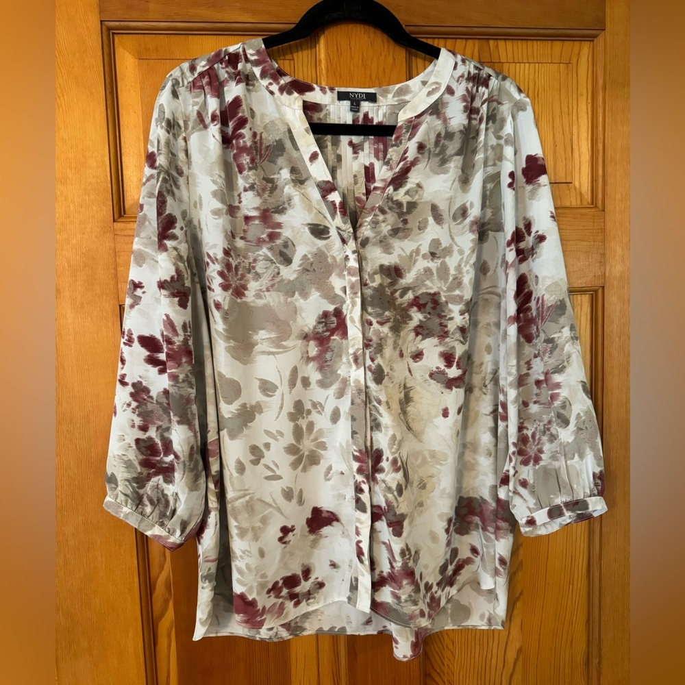 NYDJ Floral Pintuck Blouse, Large